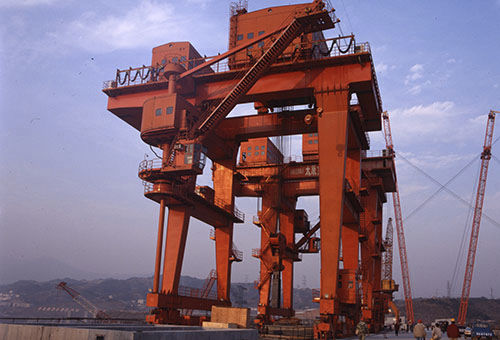 水力发电站龙门吊 - TAIYUAN HEAVY INDUSTRY CO.,LTD - 轨道 / 电动