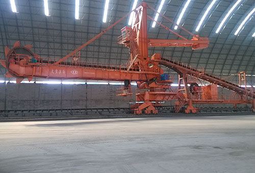 斗轮式堆取料机 - TAIYUAN HEAVY INDUSTRY CO.,LTD - 吊杆