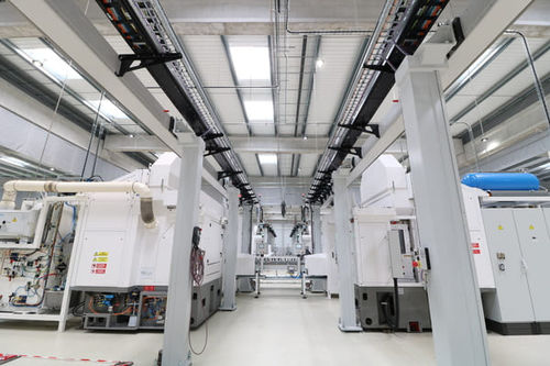 生产机器用自动化系统 - PCI MACHINING