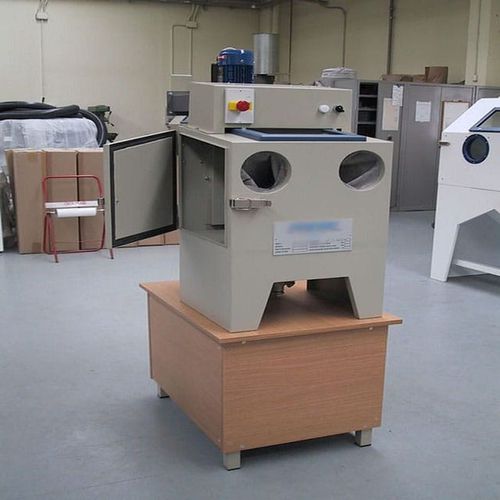 手动喷砂机 - INDUSTRIE SYSTEMES - 压力式 / 降压式 / 用于表面处理