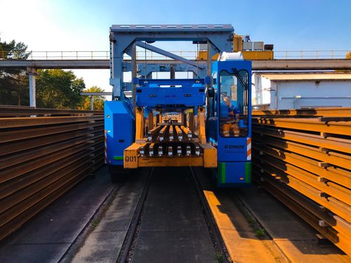 集装箱跨车 - DIMOS Maschinenbau GmbH - 电动 / 重载