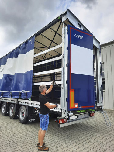 篷布半挂车 - Fliegl Fahrzeugbau GmbH - 托盘 / 工地 / 用于工业材料