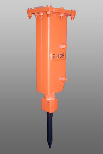 吊杆碎石机 - E-106 - NPK Europe Mfg.s.r.o. - 液压