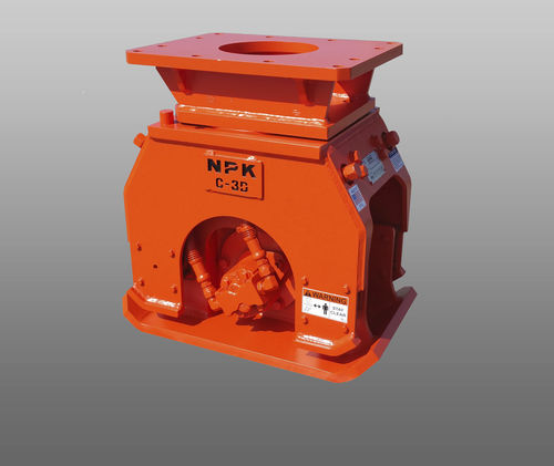 不可逆振动平板夯 - C-3D - NPK Europe Mfg.s.r.o. - 挖掘机用 / 远程遥控
