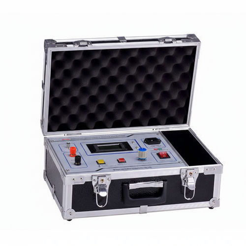 多功能校准器 - UHV-545 - Wuhan UHV Power Technology Co.,Ltd. - 电压 / 电流 / 手提式