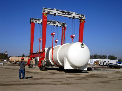 轮胎式龙门吊 - DB Series - Shuttlelift