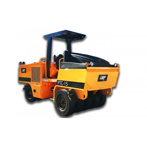 轮胎式压路机 - PTC-15B - VT LeeBoy, Inc.