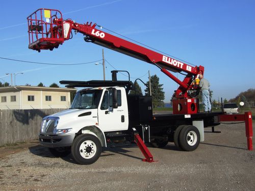 卡车安装式伸缩臂式升降机 - max. 2 676 kg, 18.9 m | L60R - Elliott Equipment Company - 液压
