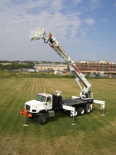 卡车安装式伸缩臂式升降机 - max. 454 kg, 36.6 m | E120 - Elliott Equipment Company - 液压