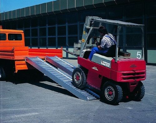 重型运输装载坡道 - AVS 150 series - ALTEC - 铝制