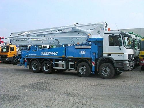 工程混凝土泵车 - 130 - 184 m³/h, 42 m | SIRIO 4R42 - SERMAC S.p.A.