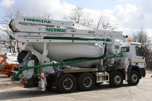 混凝土搅拌泵车 - 73 m³/h, max. 32.2 m | TWINSTAR 4Z33 - SERMAC S.p.A.
