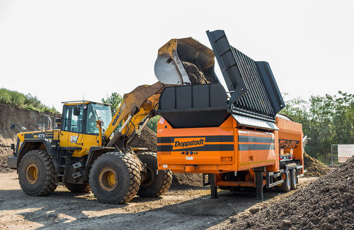 干式筛选筛选机 - SM 620.2 SA - Doppstadt - 用于建筑工地 / 用于工业 / 用于木材