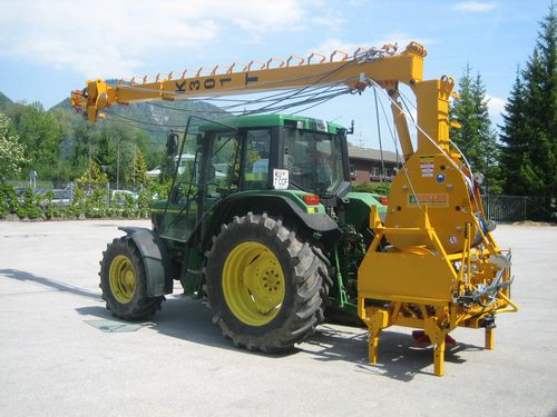爬坡伐木集材绞盘机 - K301T - Koller Forsttechnik - 拖拉机悬挂