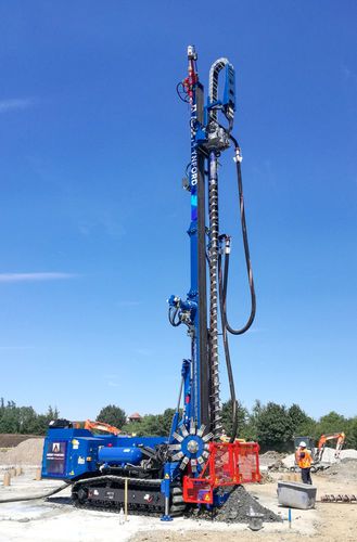 地质勘察钻机 - HBR 204 - HÜTTE Bohrtechnik - 土工学 / 稳定 / 多功能