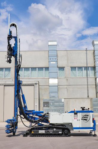 土工学钻机 - HBR 508-2	 - HÜTTE Bohrtechnik - 稳定 / 旋转 / 液压