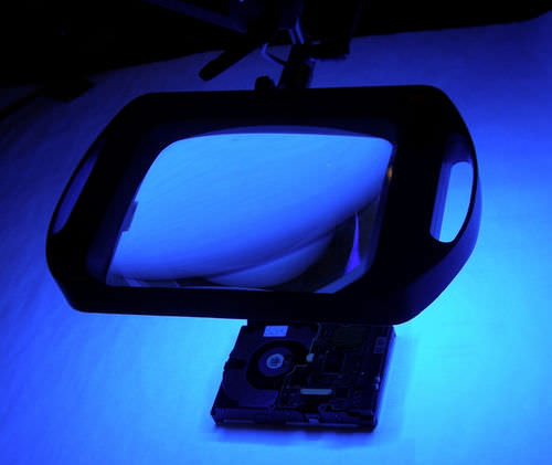 发光放大镜 - BIG EYE2 - LICO Electronics Gmbh - 手提 / 火花光发射 / 紫外线