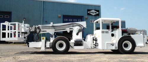 自走式高空作业平台 - P1-DBB14 - DUX MACHINERY CORPORATION - 柴油机 / 用于不平地形