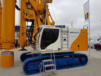 深孔钻机 - BG 20 H BT 50 - BAUER Maschinen GmbH - 旋转 / 液压
