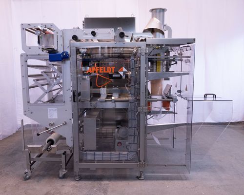 全自动灌装封盖机 - AVN E350 SCD - Affeldt Maschinenbau GmbH - 袋子 / 用于奶制品 / 食品行业