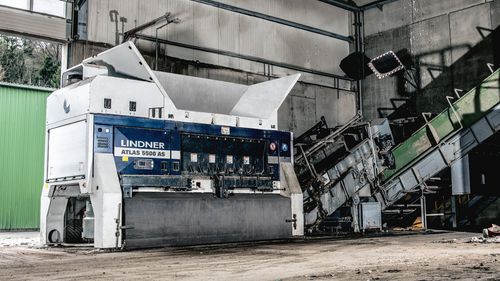 初级撕碎机 - Atlas 5500 AS - Lindner Recyclingtech GmbH - 双轴式 / 散装固体废弃物 / 塑料废料