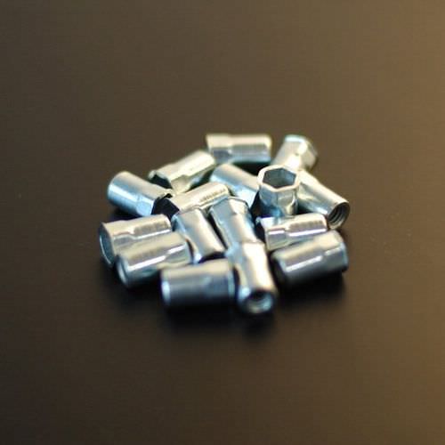拉铆螺母 - CLUFIX® series - clufix - 金属