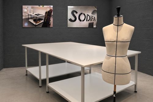面料切割台 - SODIFA ESCA - 带可拆保护罩 / 带抽屉
