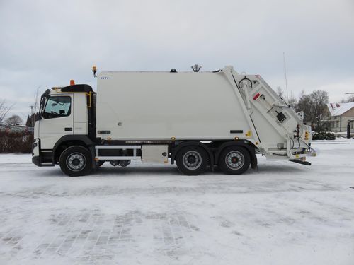 从后部装载生活垃圾收集车 - KGH series  - NTM - NÄRPES TRÄ & METALL