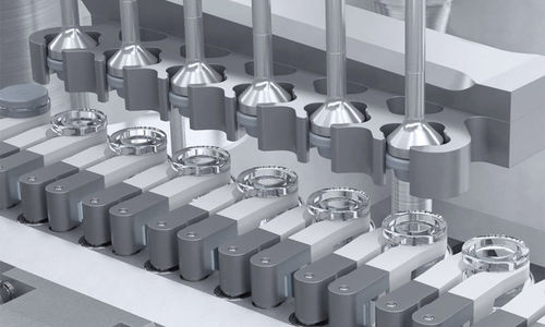 瓶子灌装封口机 - FVC 50606 - Bausch + Ströbel Maschinenfabrik Ilshofen GmbH+Co. KG - 制药应用