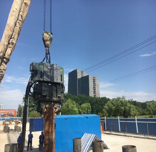 液压打桩机 - 28RF - International Construction Equipment BV - 振动式