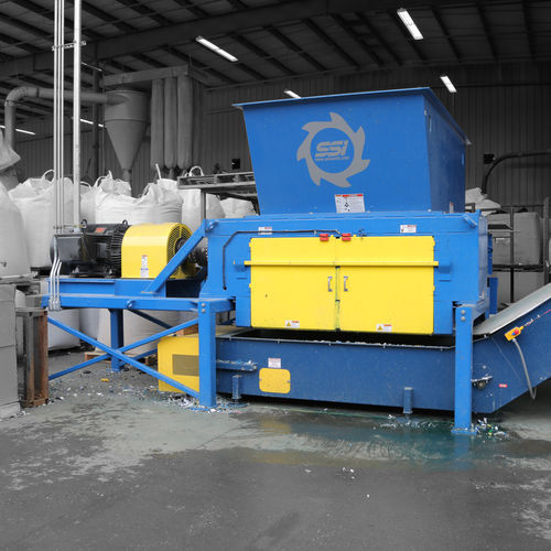 单轴破碎机 - Uni-Shear® SR500 - SSI Shredding Systems, Inc. - 次级 / 纸板箱 / 金属