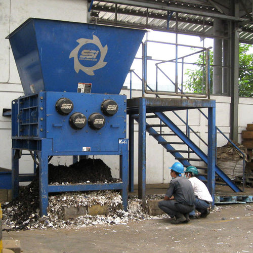 初级撕碎机 - Quad® Q85 series - SSI Shredding Systems, Inc. - 4轴 / 用于木材 / 纸质