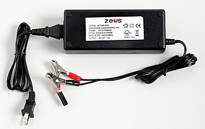 台式电池充电器 - 12 V, 5 Ah | PCCG-SLA12V5000    - ZEUS Battery Products - 铅酸 / 自动