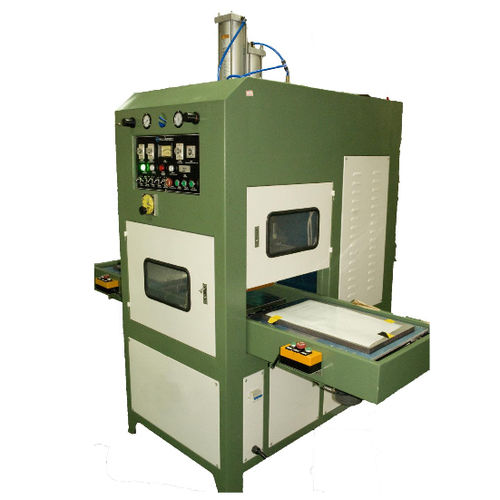 高频焊接机 - BS 5  - Belsonic Machines - 自动 / 落地式 / 用于纺织品