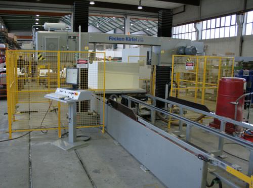 固定锯床 - H 23 - Fecken-Kirfel GmbH & Co. KG, Maschinenfabrik - 带式 / 卧式 / 用于塑料