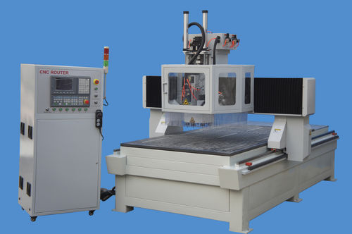 CNC数控镂床 - PC-1325ATCD - Jinan Penn CNC Machine CO.,Ltd. - 3轴 / 钢 / 可自动更换工具