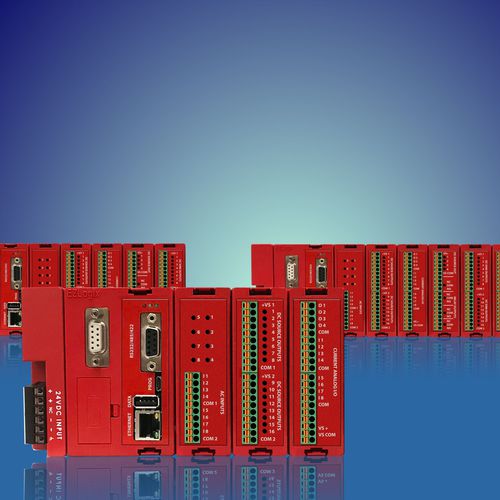 紧凑型可编程控制器 - EZRack - UTICOR Automation GmbH - DIN导轨 / 继电器输出 / 带有可扩展 I/O 卡
