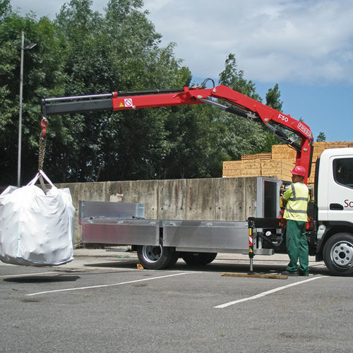 汽车吊 - F50A.0 series - Fassi gru S.p.A - 铰接臂式 / 装载 / 内燃机