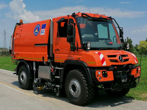 驾驶式扫地机 - SK 3 series - Aebi Schmidt Holding AG  - 液压 / 粉尘 / 树叶