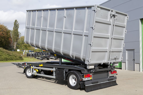 托盘拖车 - Hüffermann Transportsysteme GmbH  - 翻斗 / 用于工业材料 / 双车轴