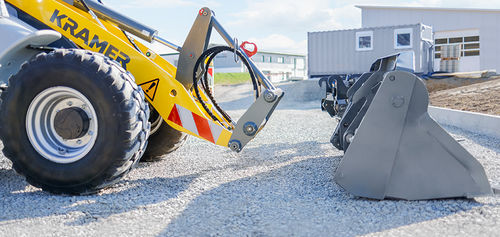 铰接工具固定系统 - Smart Attach - Kramer-Werke GmbH 