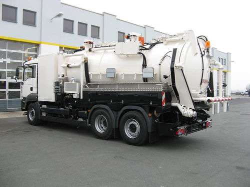 抽吸卡车 - max. 40 t | VACUMASTER ADR - MÜLLER Umwelttechnik GmbH & Co. KG - 3车轴