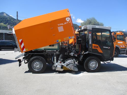 车载扫地机 - TS31 series - Gebrüder TRILETY GmbH  - 液压 / 公共空间 / 粉尘