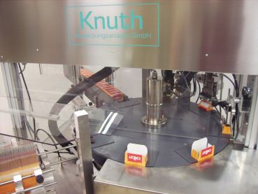 卧式装盒机 - UKK3 V - Knuth Verpackungsanlagen GmbH - 自动 / 连续运动式