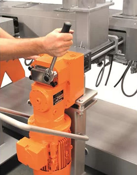 蜗杆给料机 - LSB XX - Leistritz Extrusionstechnik GmbH - 用于散料 / 模块化 / 手动进料