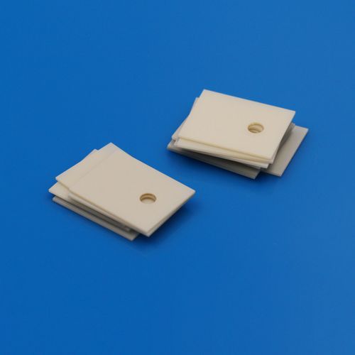 绝缘陶瓷 - TO 247 - Xiamen Innovacera Advanced Materials Co., Ltd - 片 / 氧化铝 / 氮化铝