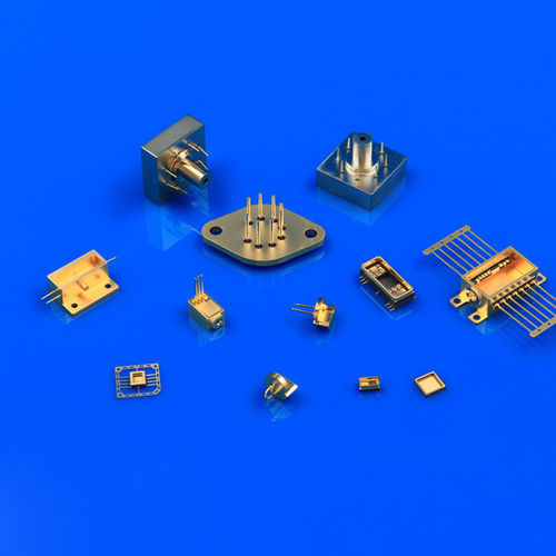 陶瓷外罩 - Xiamen Innovacera Advanced Materials Co., Ltd - 长方形 / 金属 / 用于电子元件