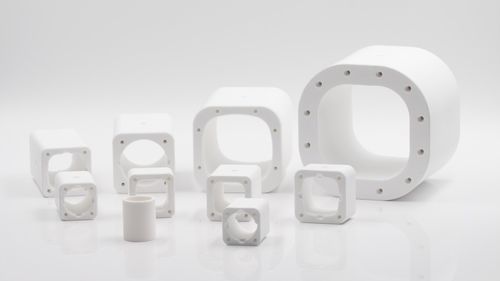 圆柱形保险丝座 - Xiamen Innovacera Advanced Materials Co., Ltd - 耐热 / 耐腐蚀 / 表面粗糙度